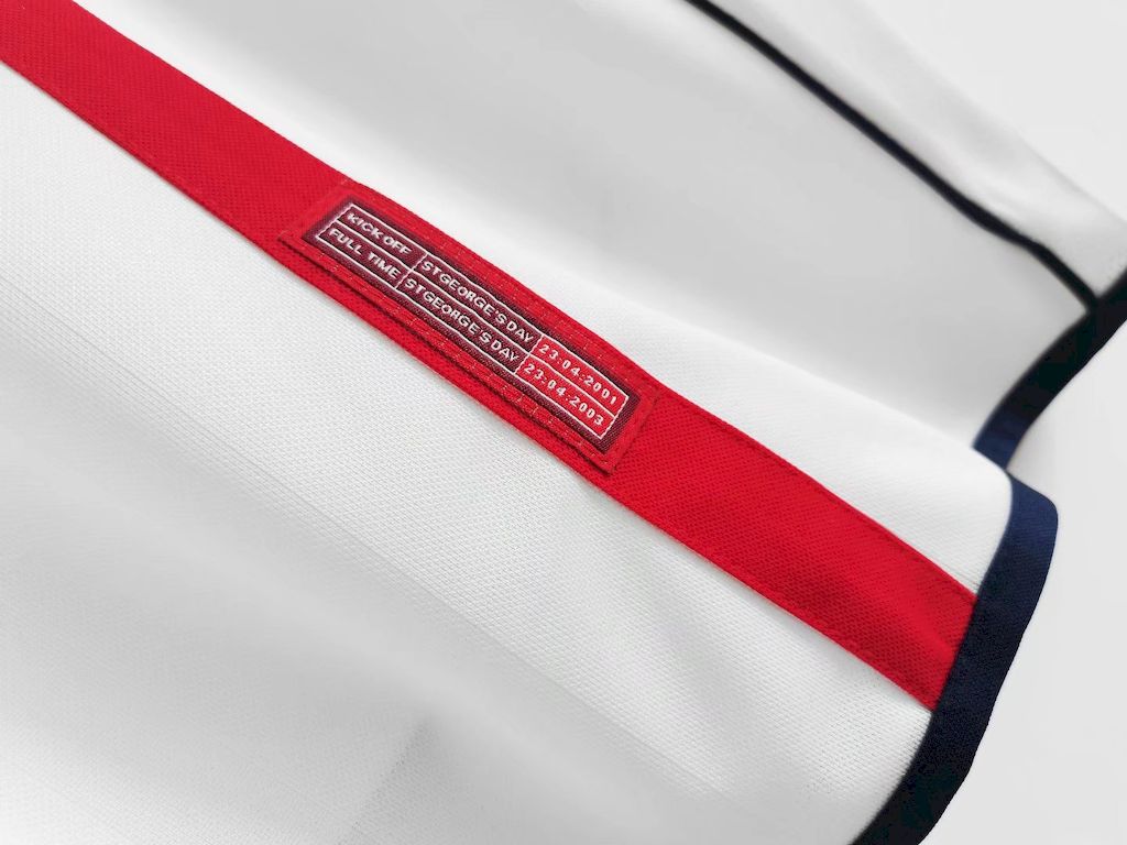 2024071921123911.jpg Retro England 2001/03 Home Jersey - Image 10
