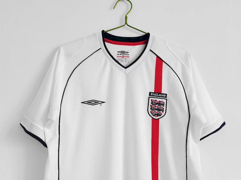 202407192112404.jpg Retro England 2001/03 Home Jersey - Image 9