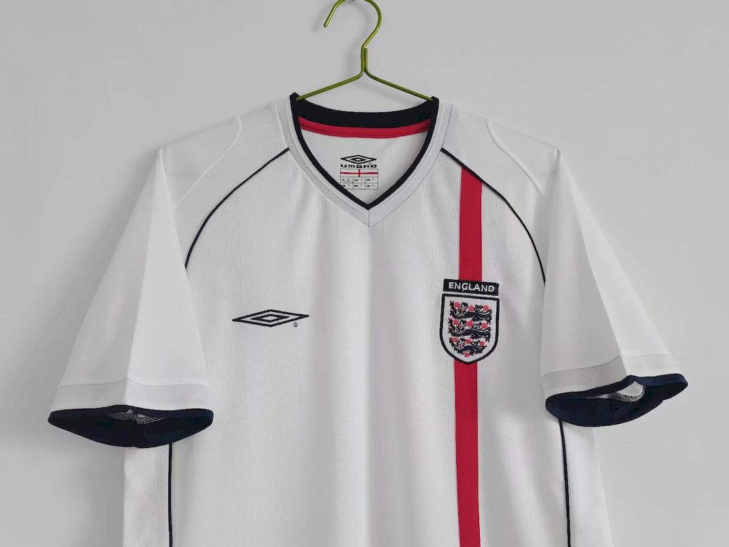 2024071921124663.jpg Retro England 2001/03 Home Jersey - Image 3