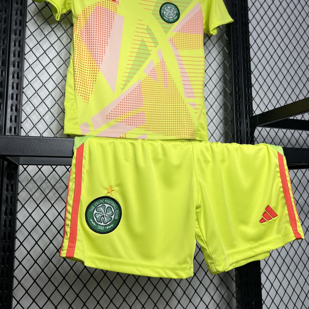 2024071921154089.jpg Kids Celtic 2024/25 Goalkeeper Kit - Image 3