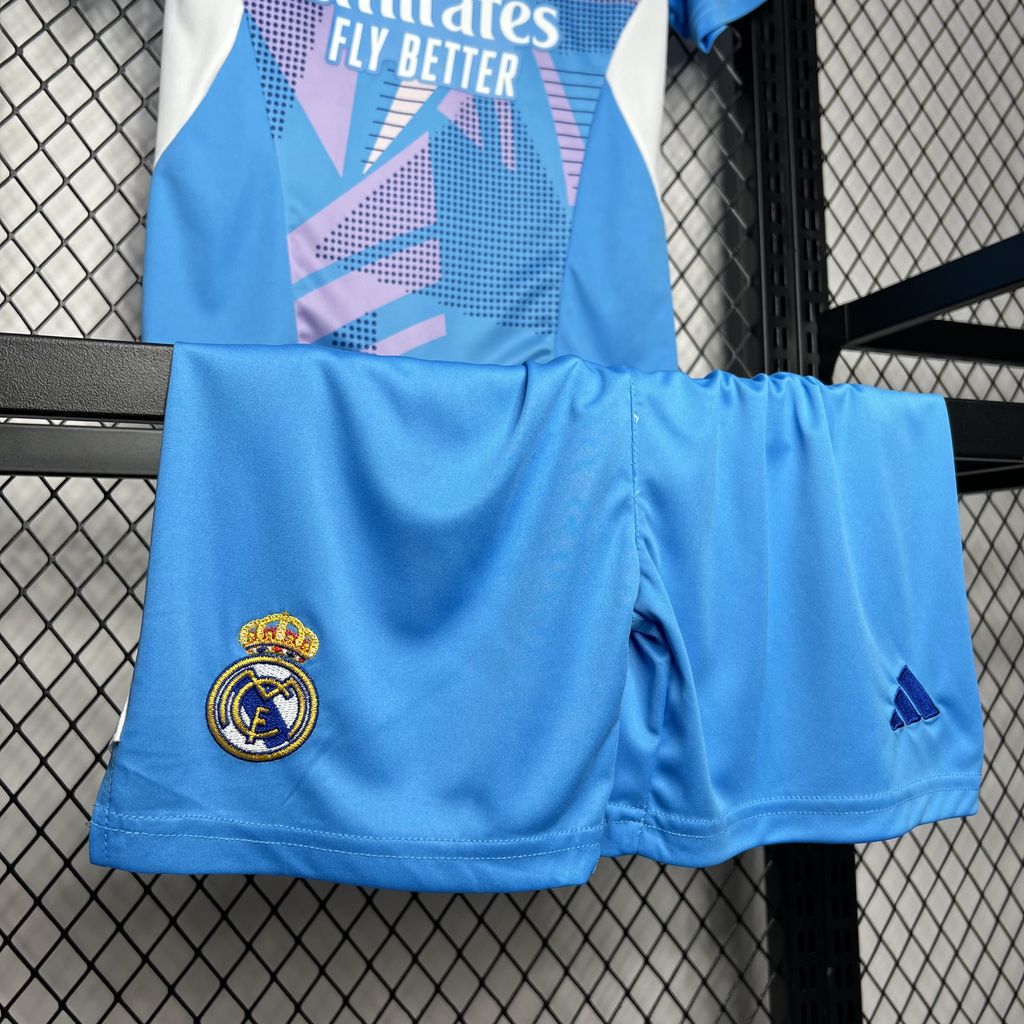 2024071921185212.jpg Kids Real Madrid 2024/25 Goalkeeper Kit - Image 6