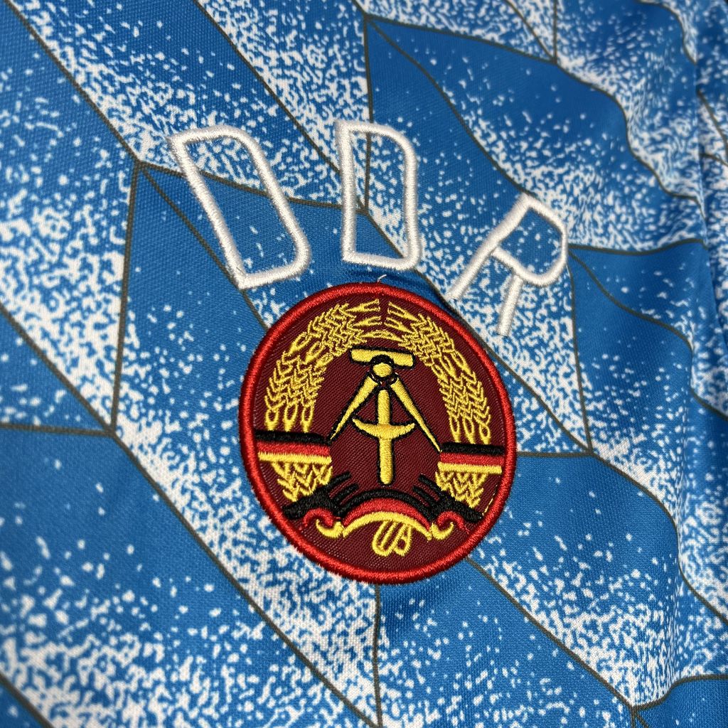 2024071921441022.jpg Retro DDR 1988 Away Long Sleeve Jersey - Image 5