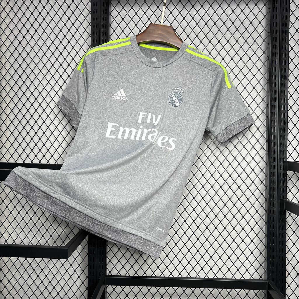 2024071921460247.jpg Retro Real Madrid 2015/16 Away Jersey - Image 1
