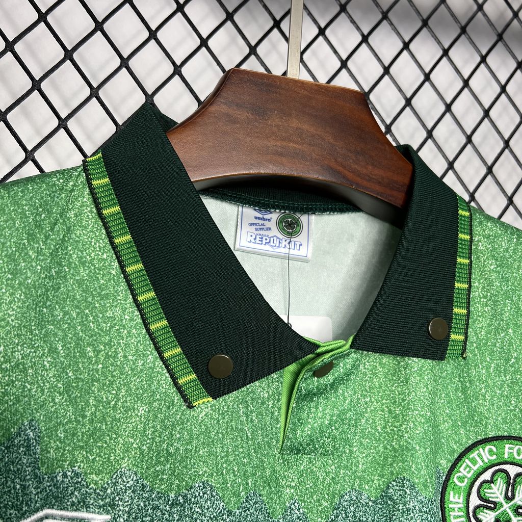 2024071922005840.jpg Retro Celtic 1991/92 Away Jersey - Image 4