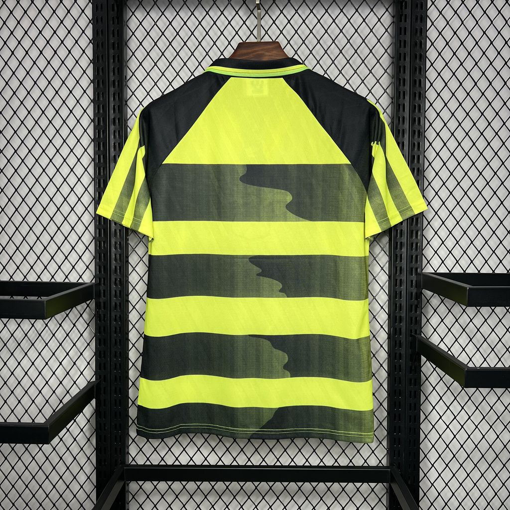 2024071922015083.jpg Retro Celtic 1996/97 Away Jersey - Image 2