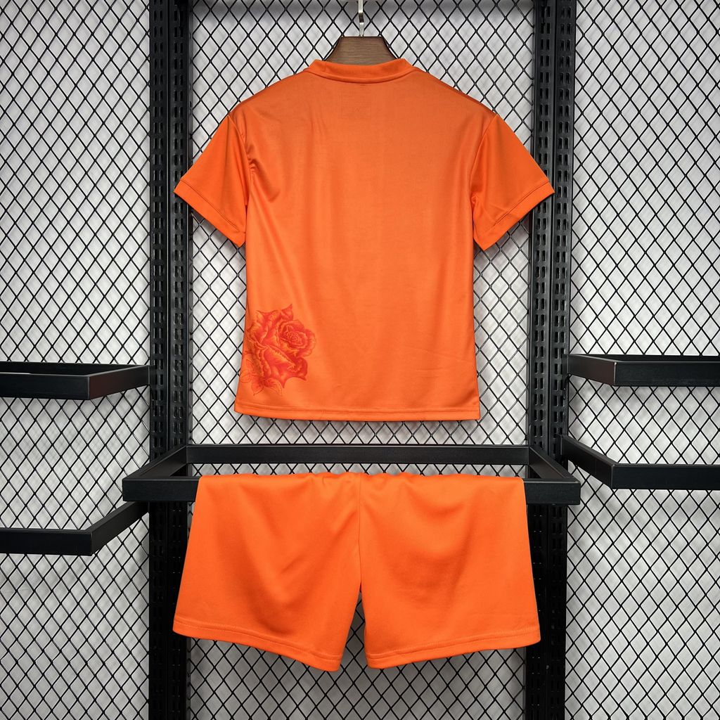2024072021511382.jpg Kids Real Madrid 2024/25 Y-3 Rose Special Edition Kit - Image 2