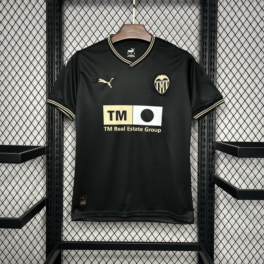 2024072021521726.jpg Mens Valencia CF 2024/25 Black Gold Edition Jersey - Image 3