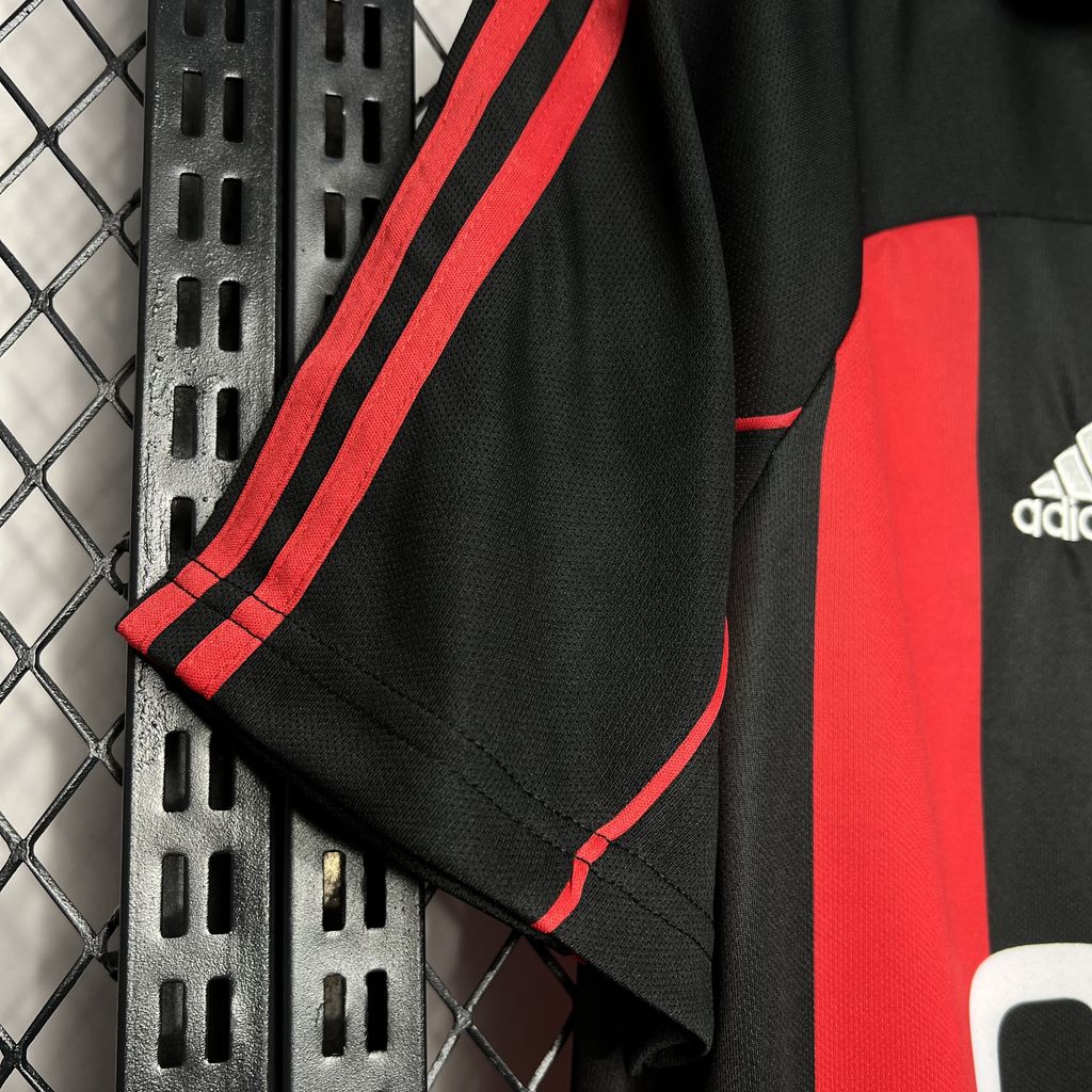 2024072100112433.jpg Retro AC Milan 2000/02 Home Jersey - Image 4