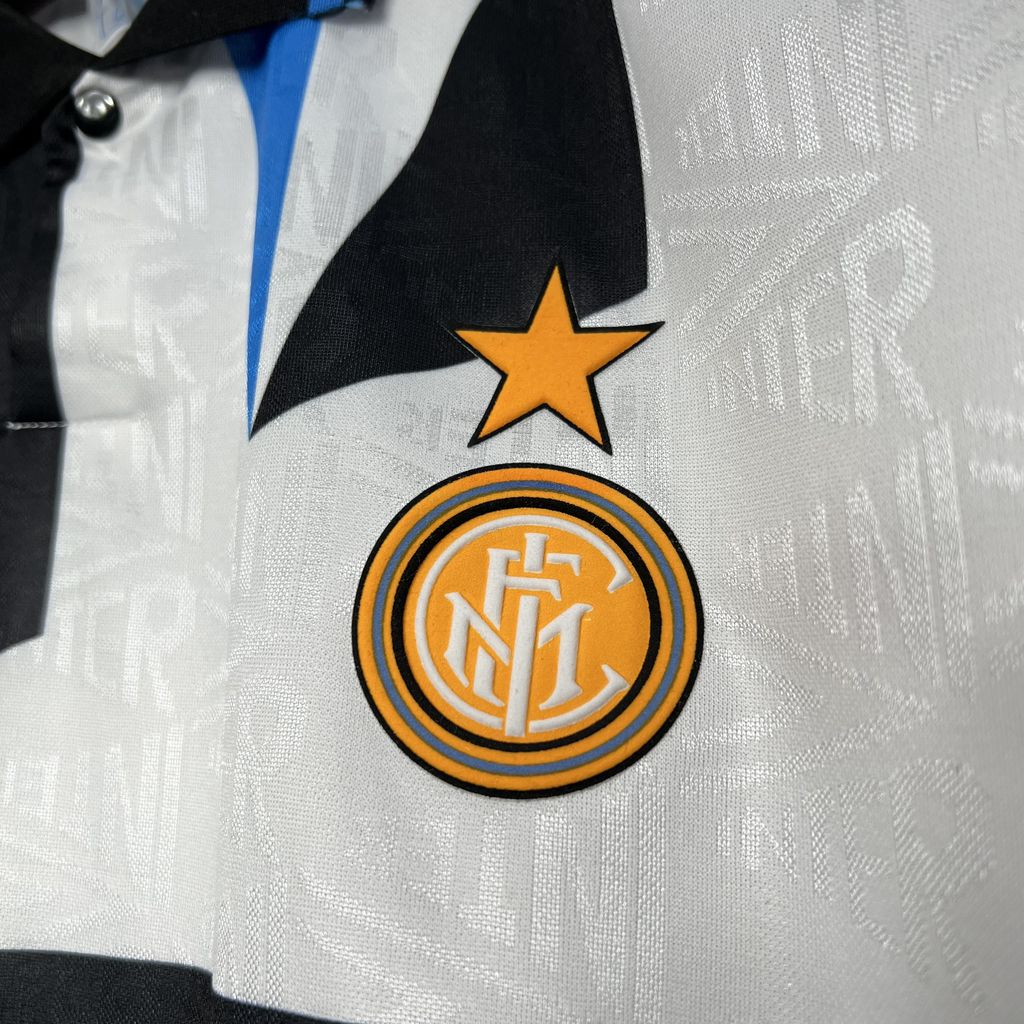 20240723223312100.jpg Retro Inter Milan 1992/93 Away Jersey - Image 4