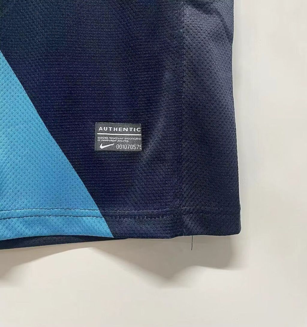 2024072721505378.jpg Retro Arsenal 2011/12 Away Jersey - Image 8
