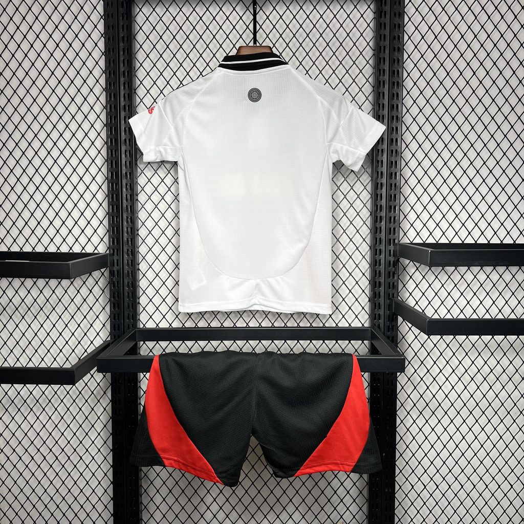 2024080418463288.jpg Kids Fulham 2024/25 Home Kit - Image 2