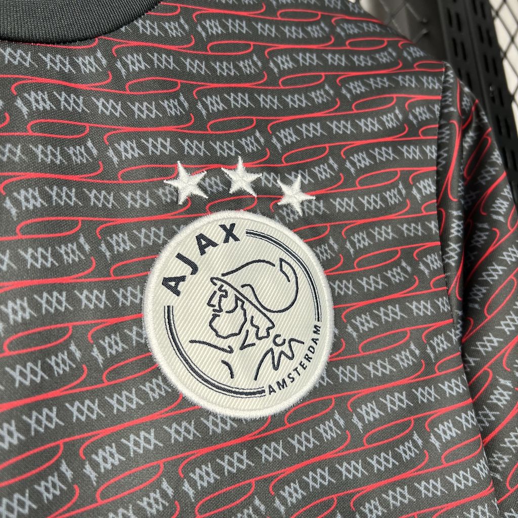 2024080712425137.jpg Mens Ajax 2024/25 Pre-match Jersey - Image 4
