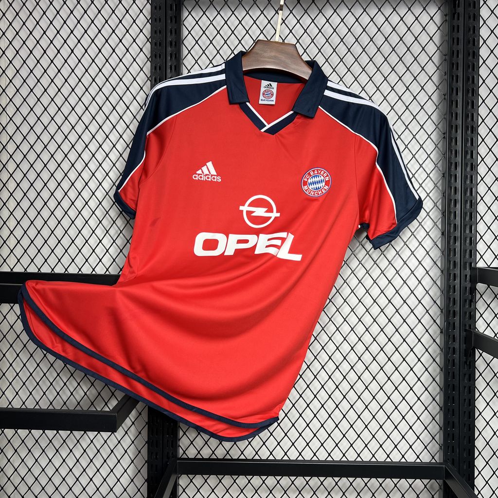 2024081213100970.jpg Retro Bayern Munich 2000/01 Home Jersey - Image 1