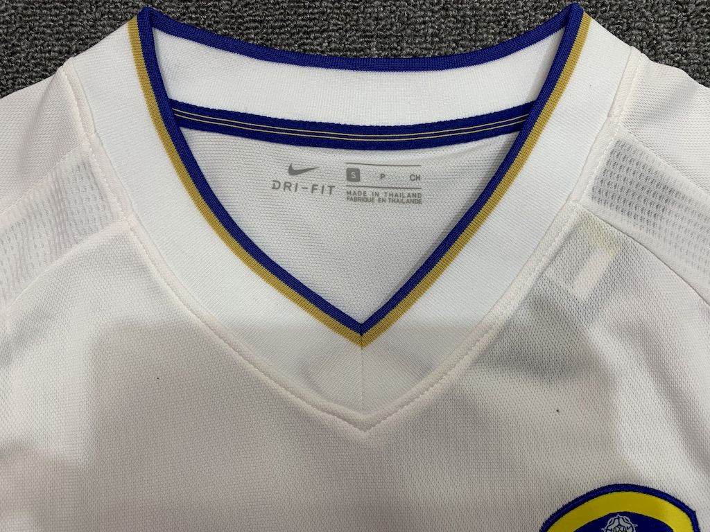 2024081214161736.jpg Retro Leeds United F.C. 2000 Home Jersey - Image 3