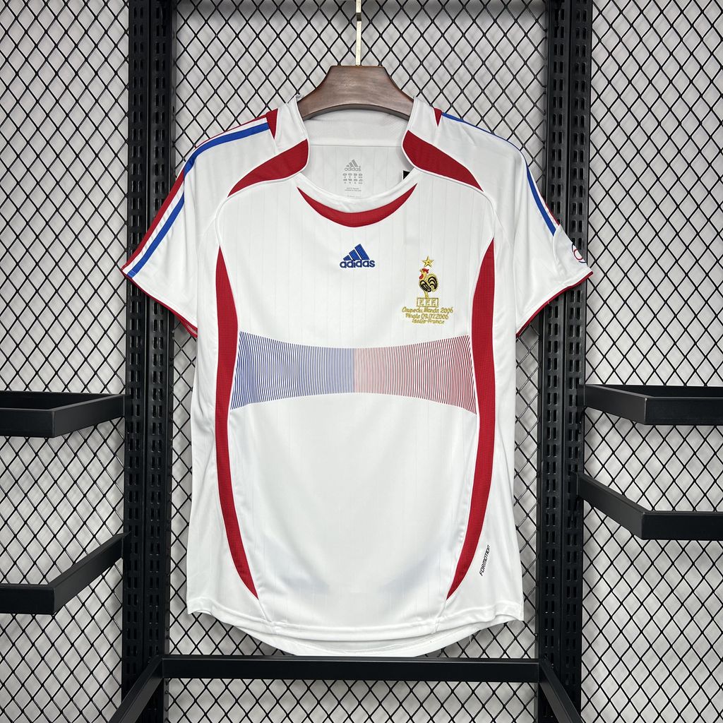 2024081621334070.jpg Retro France 2006 Away Jersey - Image 8