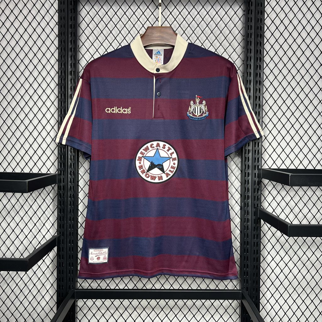2024081621343631.jpg Retro Newcastle United 1995/96 Away Jersey - Image 3