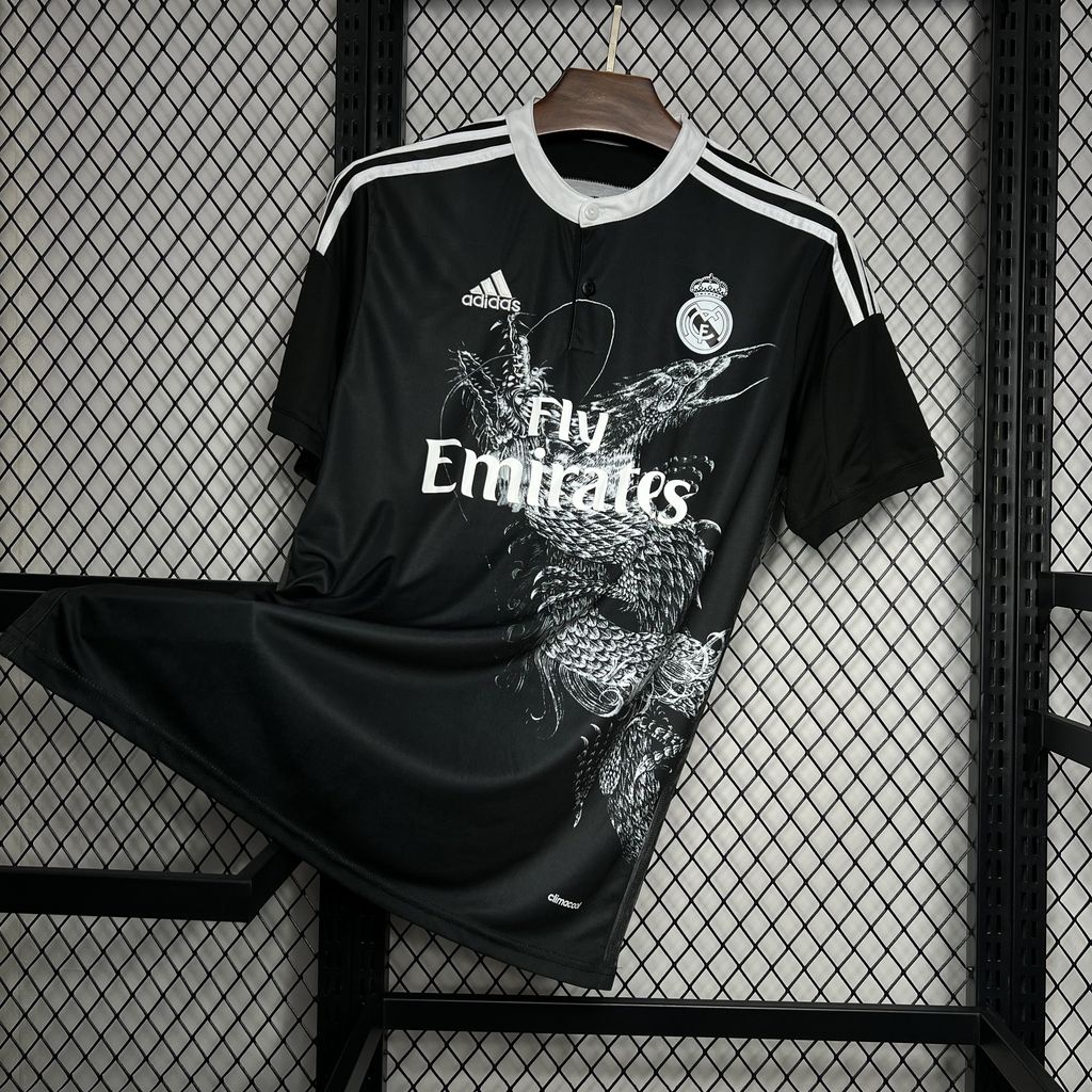 2024081621353647.jpg Retro Real Madrid 2014/15 Third Jersey - Image 1
