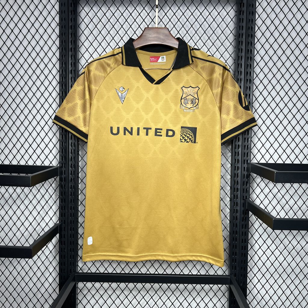2024081621371812.jpg Mens Wrexham 2024/25 Away Jersey - Image 10