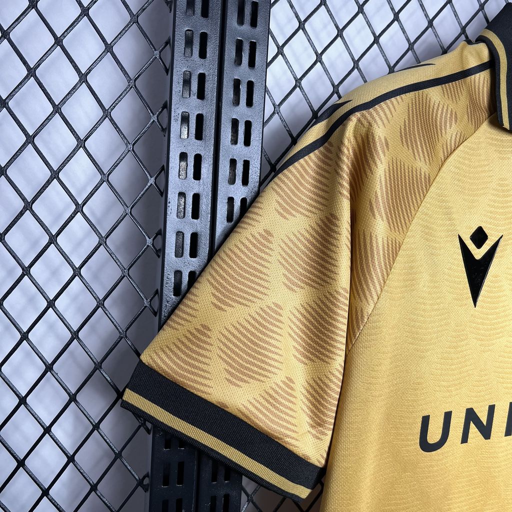 2024081621372175.jpg Mens Wrexham 2024/25 Away Jersey - Image 8