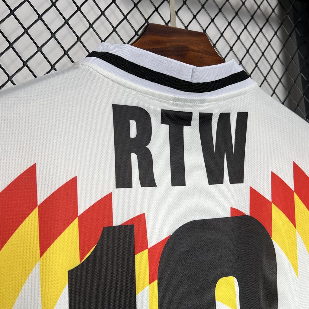 2024081920074249.jpg Retro Club America 1995 White Corteiz Jersey - Image 8