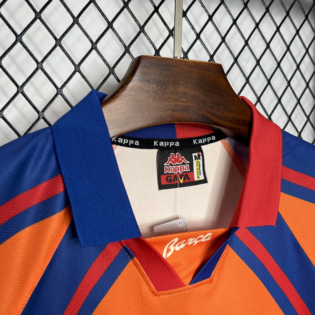 202408291609365.jpg Retro Barcelona 1997/98 Away Jersey - Image 6