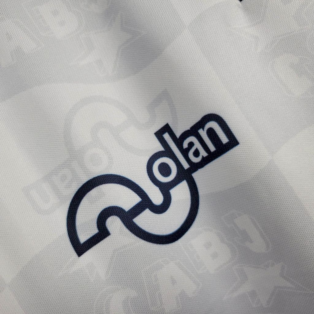 2024090521493237.jpg Retro Boca Juniors 1995/96 Away Jersey - Image 3