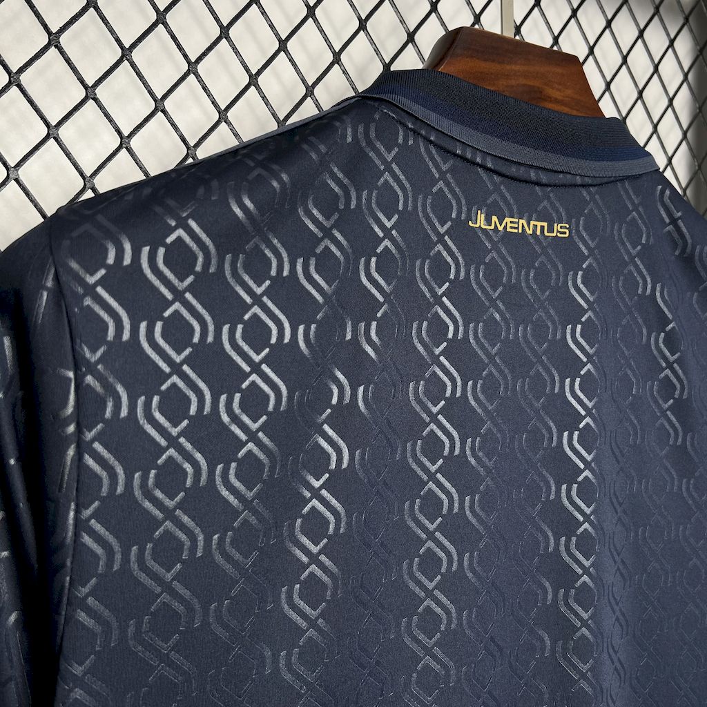 2024090719144716.jpg Mens Juventus 2024/25 Third Jersey - Image 3
