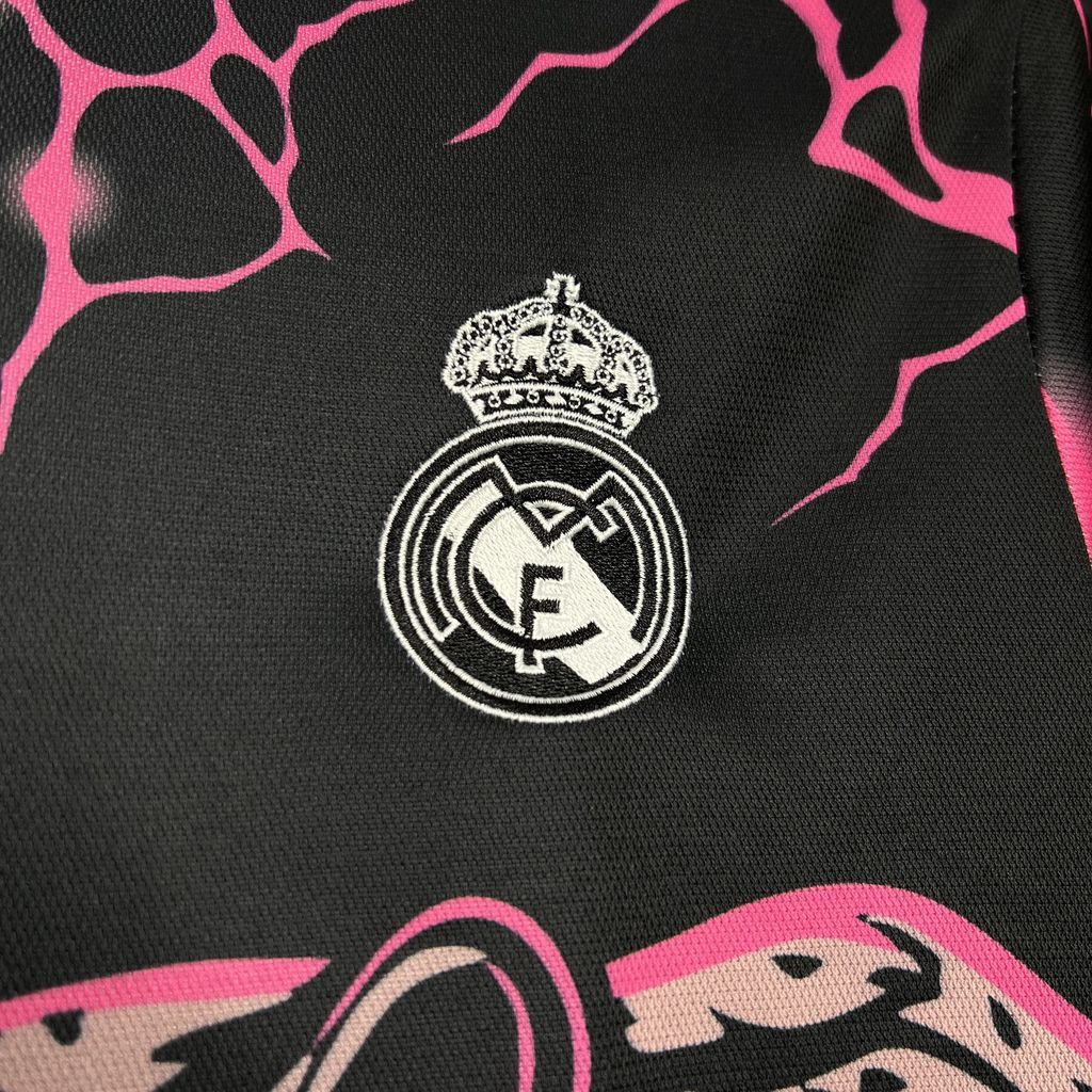2024091409310330.jpg Mens Real Madrid 2024/25 Special Edition Purple Jersey - Image 4