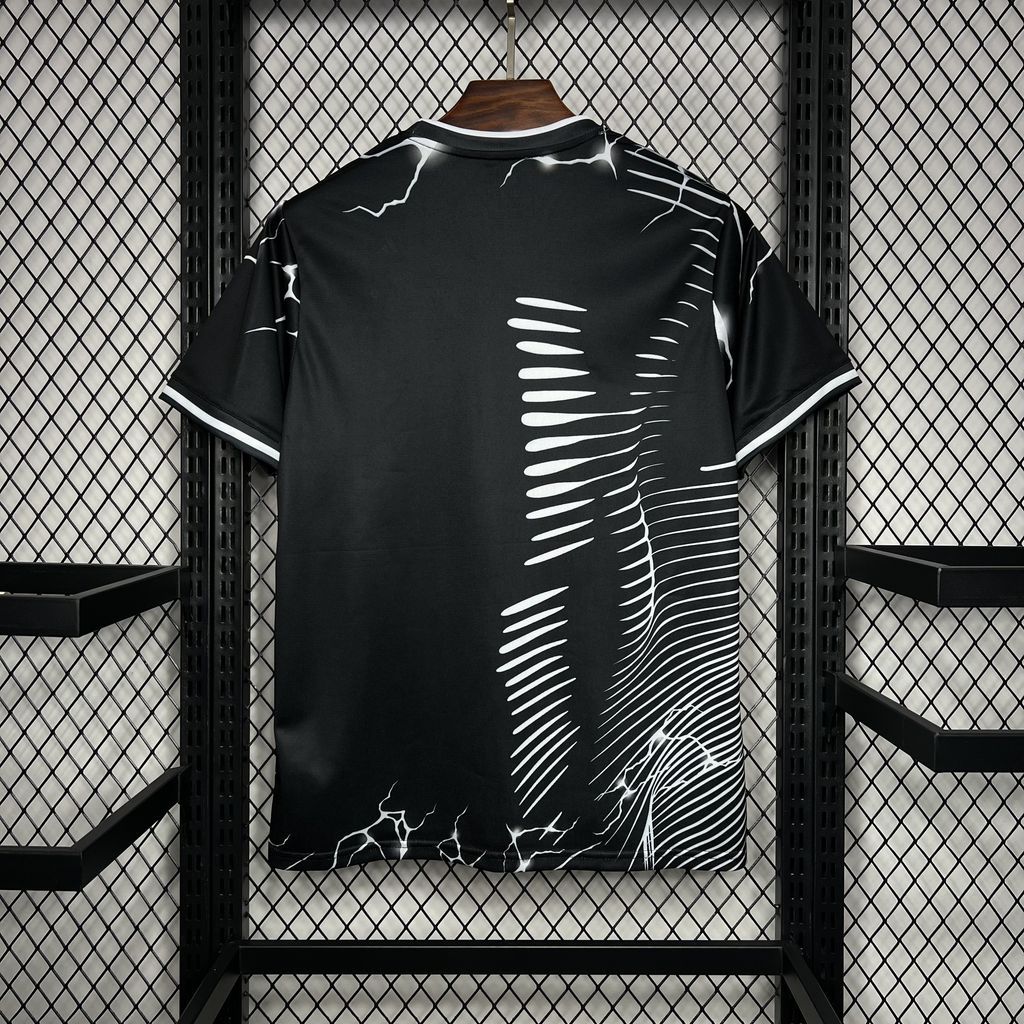 2024091409412362.jpg Mens Real Madrid 2024/25 Special Edition Black Jersey - Image 2