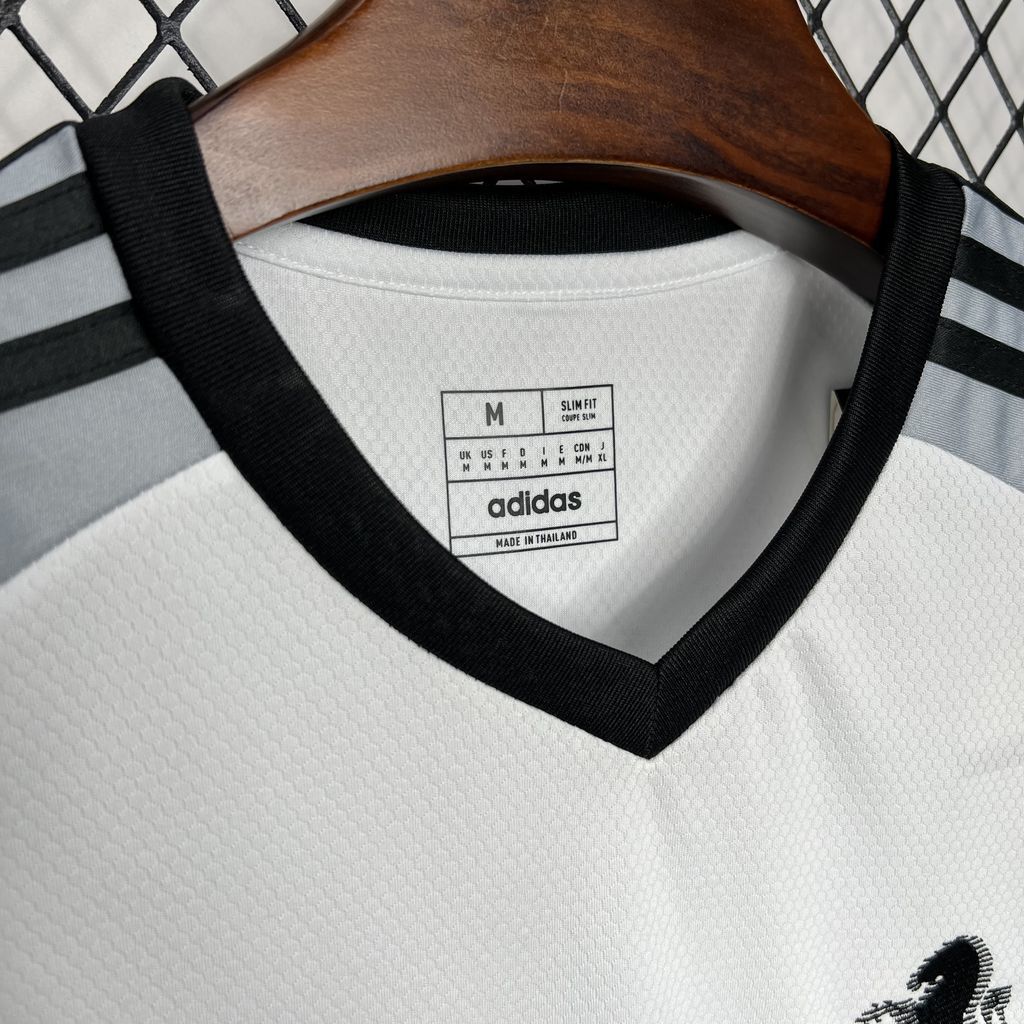 2024091410115447.jpg Mens Juventus 2024/25 Pre-match Jersey - Image 6