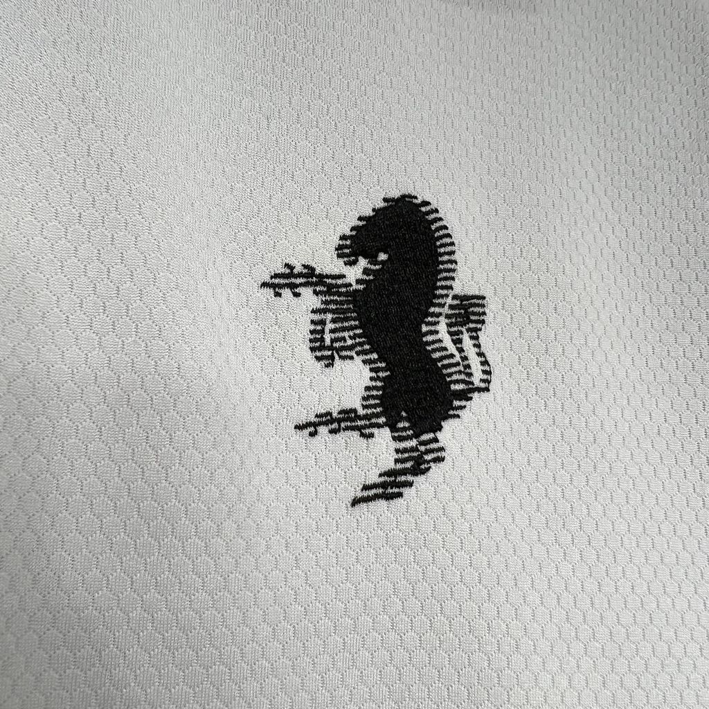 202409141011586.jpg Mens Juventus 2024/25 Pre-match Jersey - Image 3