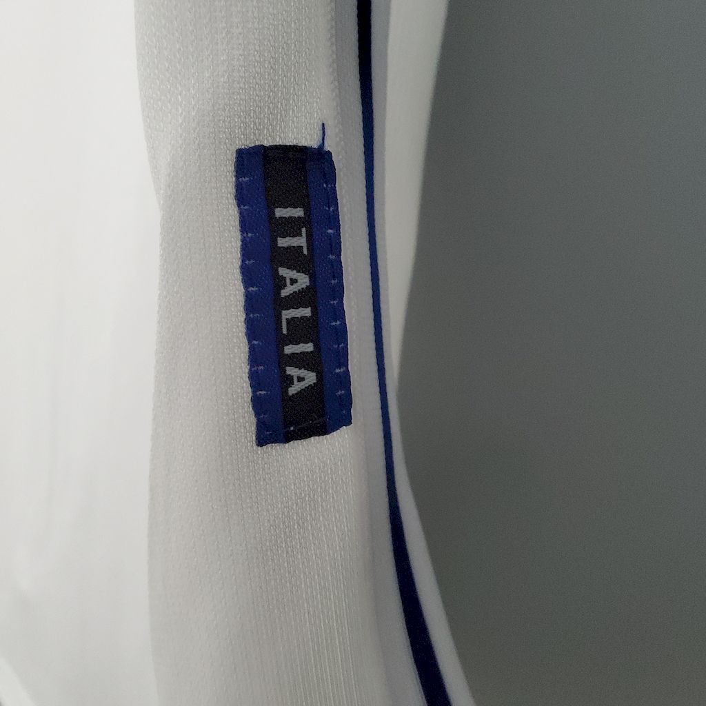 2024091521123519.jpg Retro Italy 1998 Away Jersey - Image 6