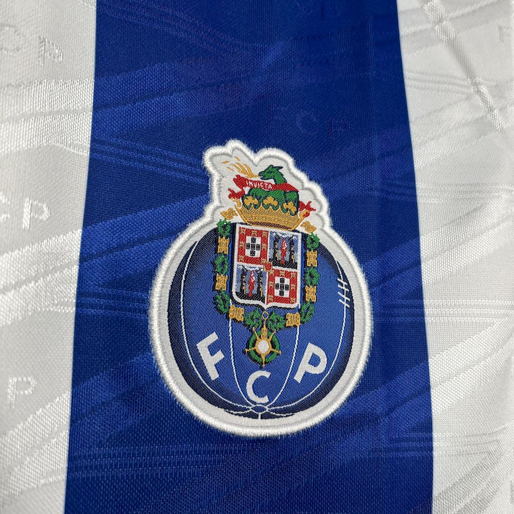 2024092123312471.jpg Retro FC Porto 1994/95 Home Jersey - Image 4