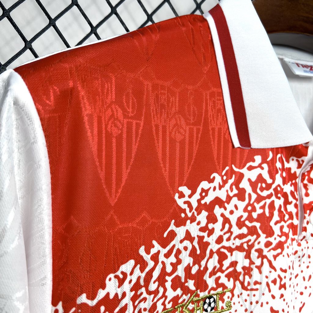 2024092319354971.jpg Retro Sevilla FC 1993/94 Home Jersey - Image 8