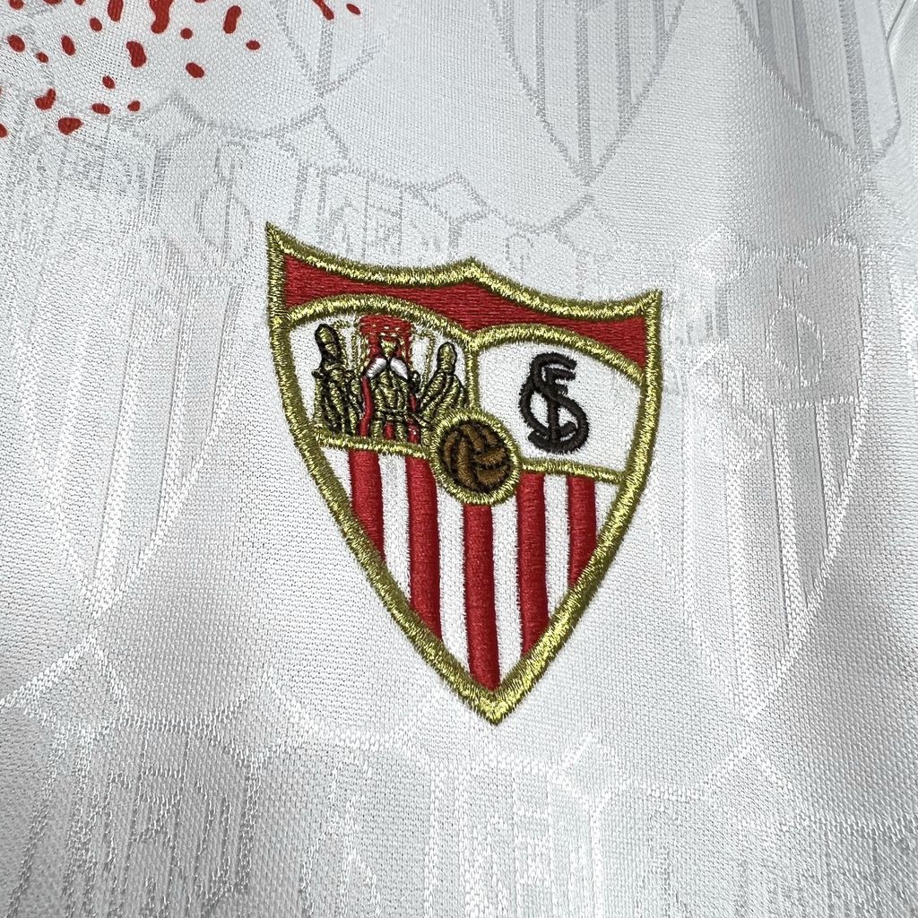 2024092319355482.jpg Retro Sevilla FC 1993/94 Home Jersey - Image 5