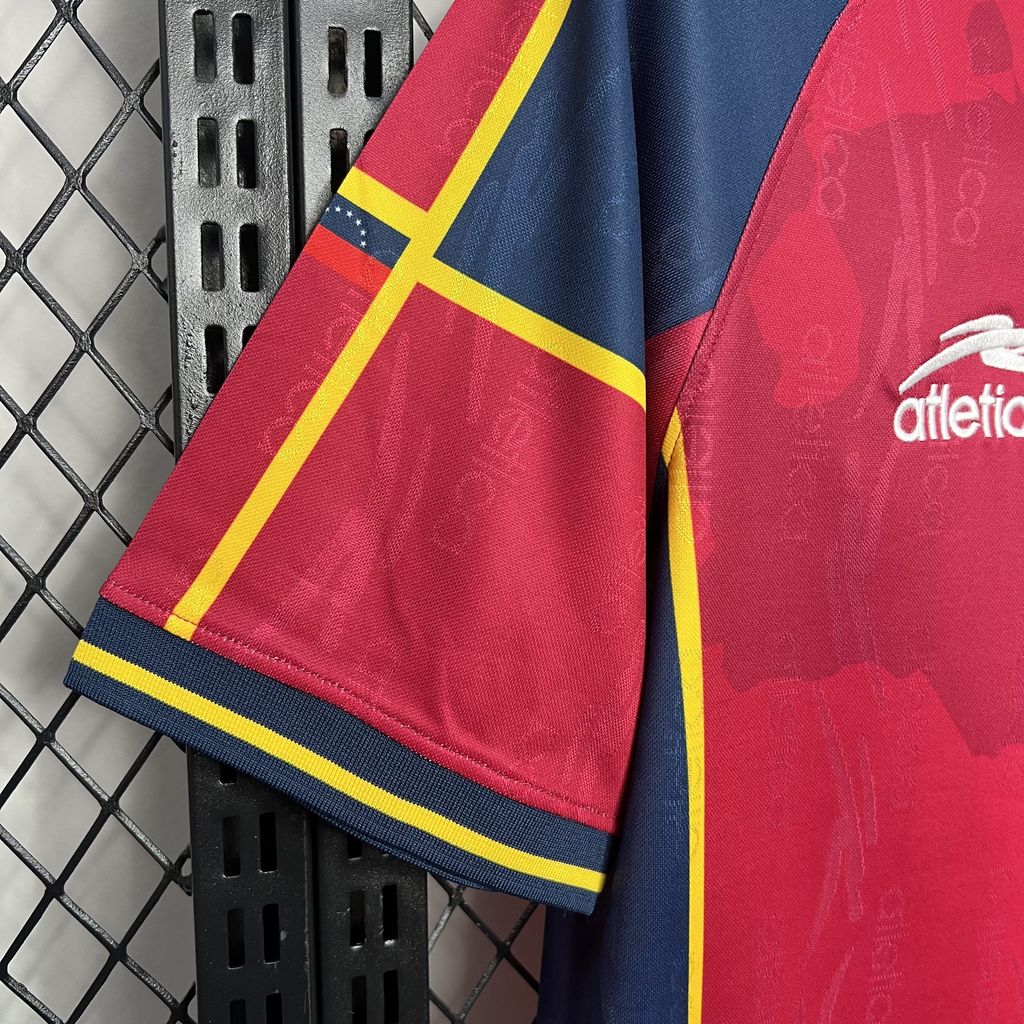 2024092515351493.jpg Retro Venezuela 2000 Home Jersey - Image 7