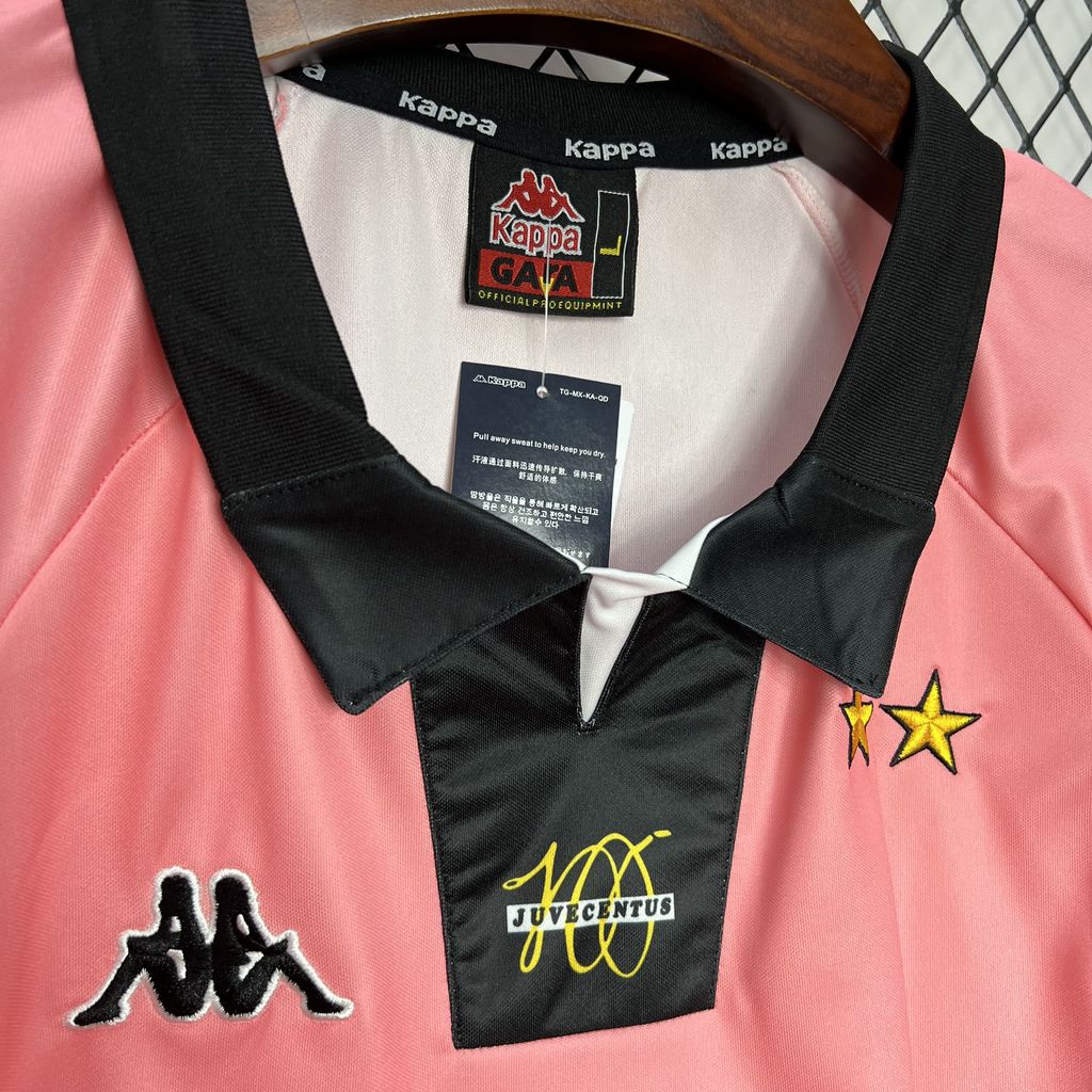 2024092914315735.jpg Retro Juventus 1997/98 Away Jersey - Image 6
