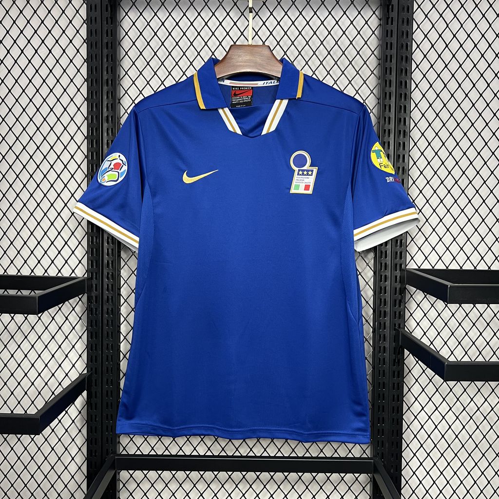 202409291437319.jpg Retro Italy 1996 Home Jersey - Image 8