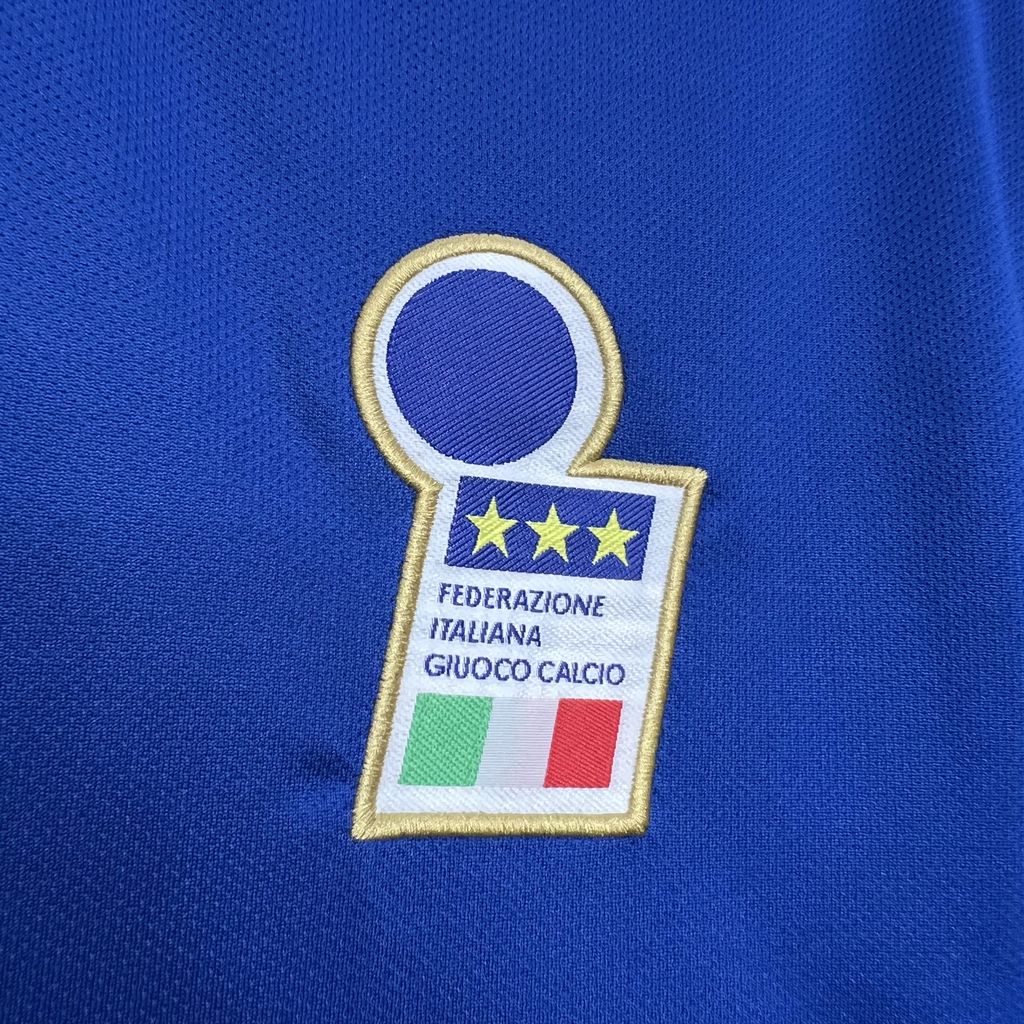 2024092914373730.jpg Retro Italy 1996 Home Jersey - Image 4
