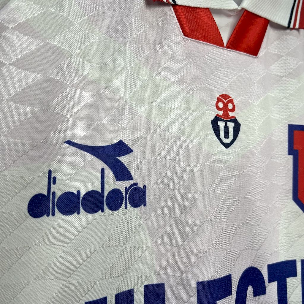 2024100520281857.jpg Retro Universidad De Chile 1996 Away Jersey - Image 5