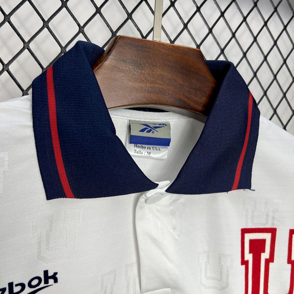 2024100520284570.jpg Retro Universidad De Chile 1998 Away Jersey - Image 7
