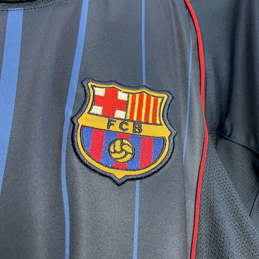 2024101318422296.jpg Retro Barcelona 2004/05 Away Jersey - Image 6