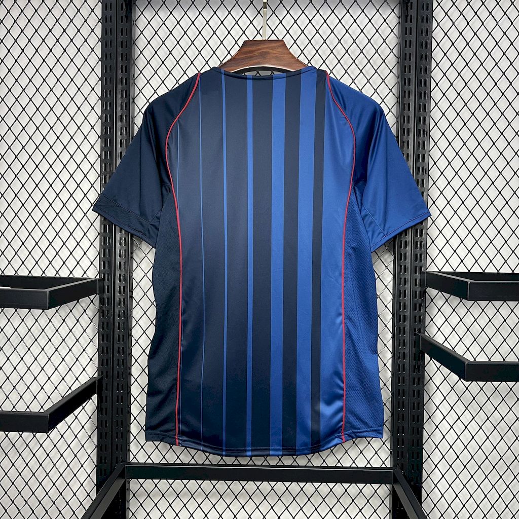 2024101318423075.jpg Retro Barcelona 2004/05 Away Jersey - Image 2