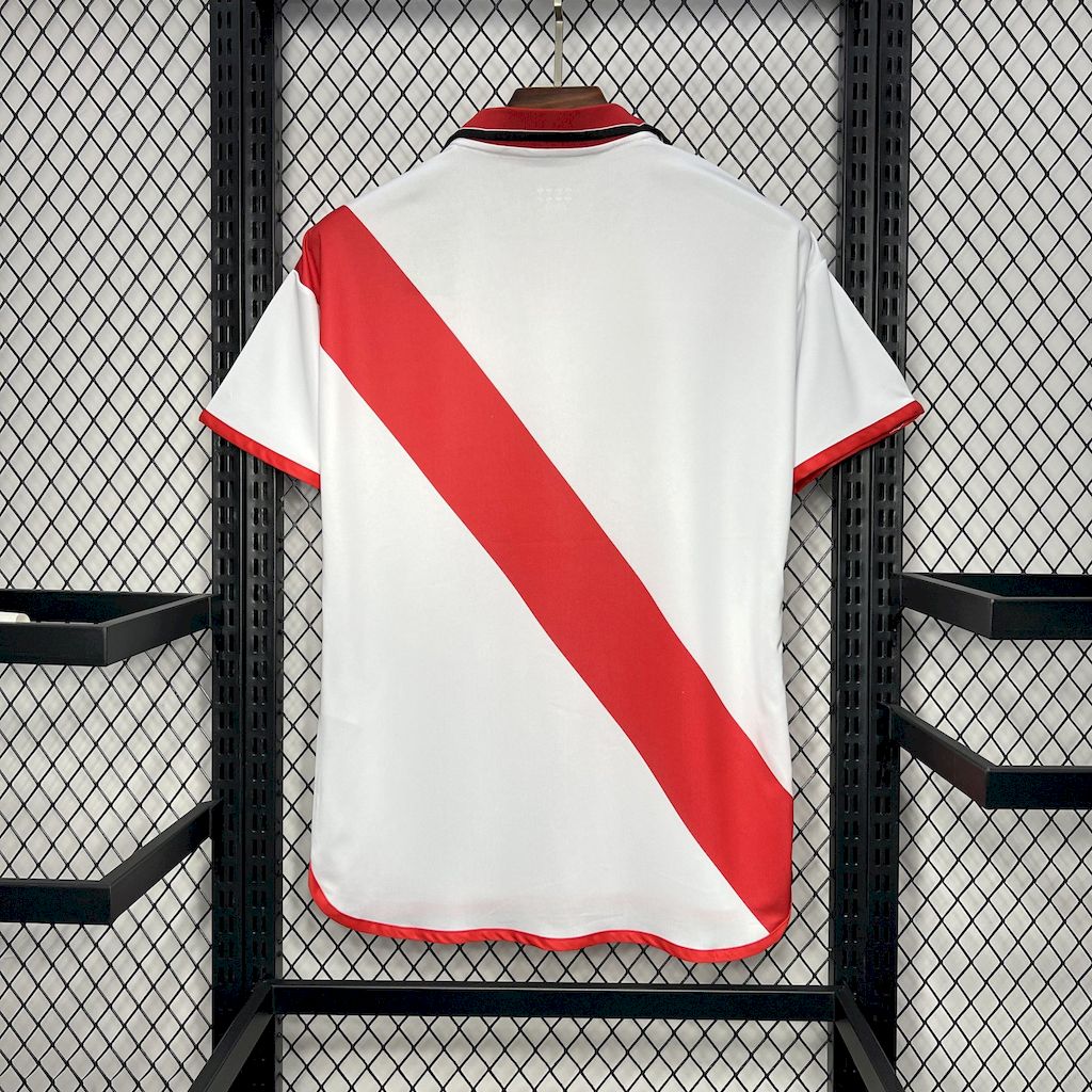 2024101318430947.jpg Retro Rayo Vallecano 2001/02 Home Jersey - Image 2
