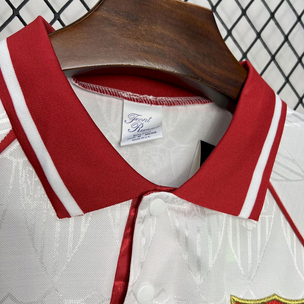 2024101318431942.jpg Retro Sevilla FC 1992/93 Home Jersey - Image 7