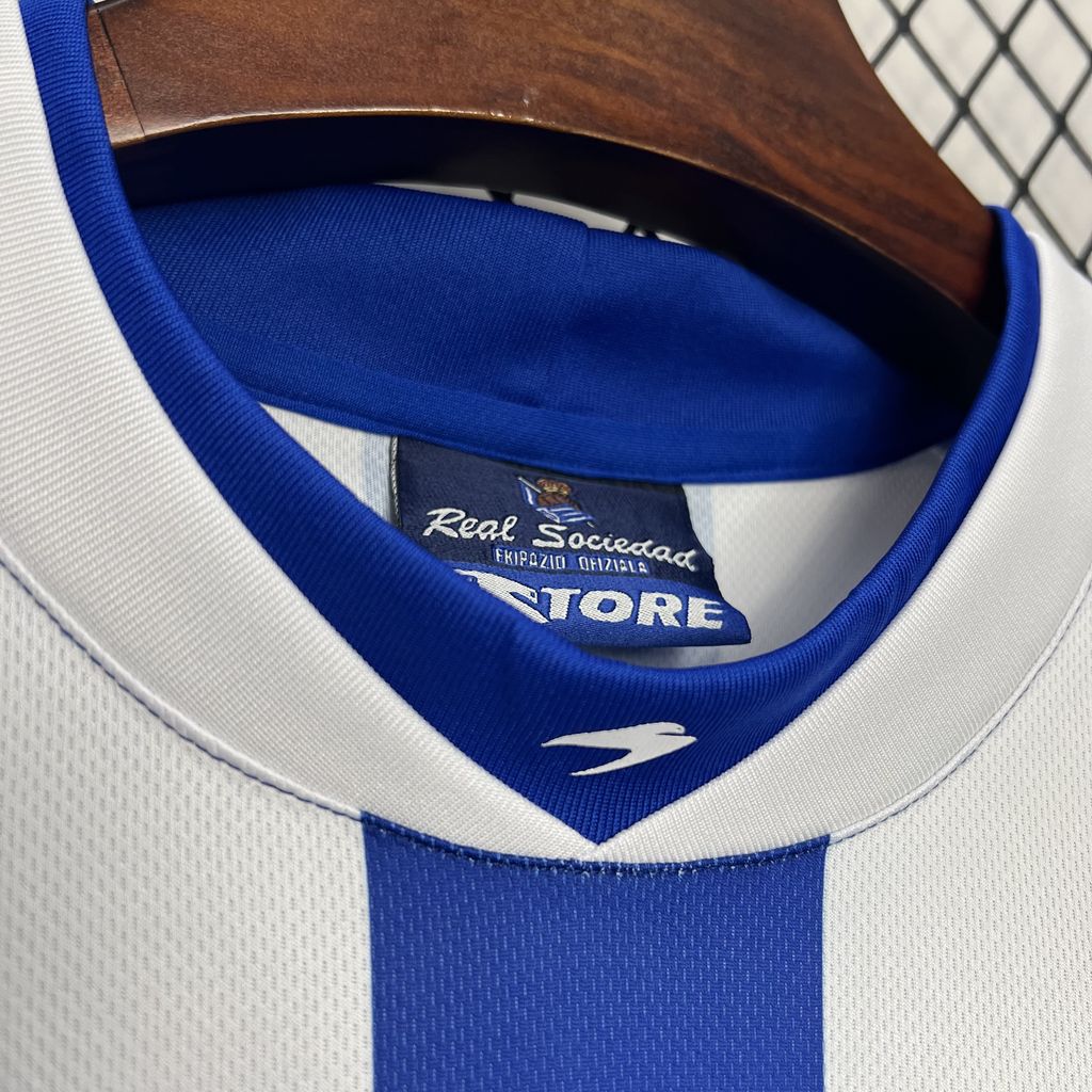 20241015215252100.jpg Retro Real Sociedad 2002/03 Home Jersey - Image 7