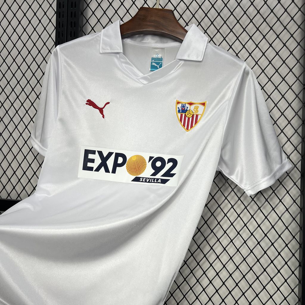 2024101521531775.jpg Retro Sevilla FC 1987/90 Home Jersey - Image 3
