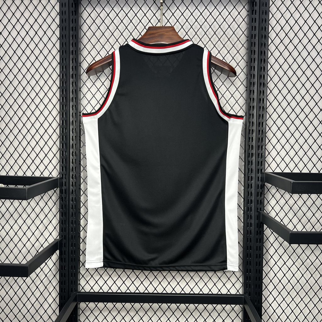 2024101521540410.jpg Mens Vasco Da Gama 2000 Home Retro Black Sleeveless - Image 2