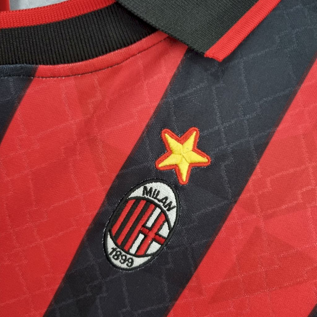 2024101708565037.jpg Retro AC Milan 1995/96 Home Jersey - Image 5