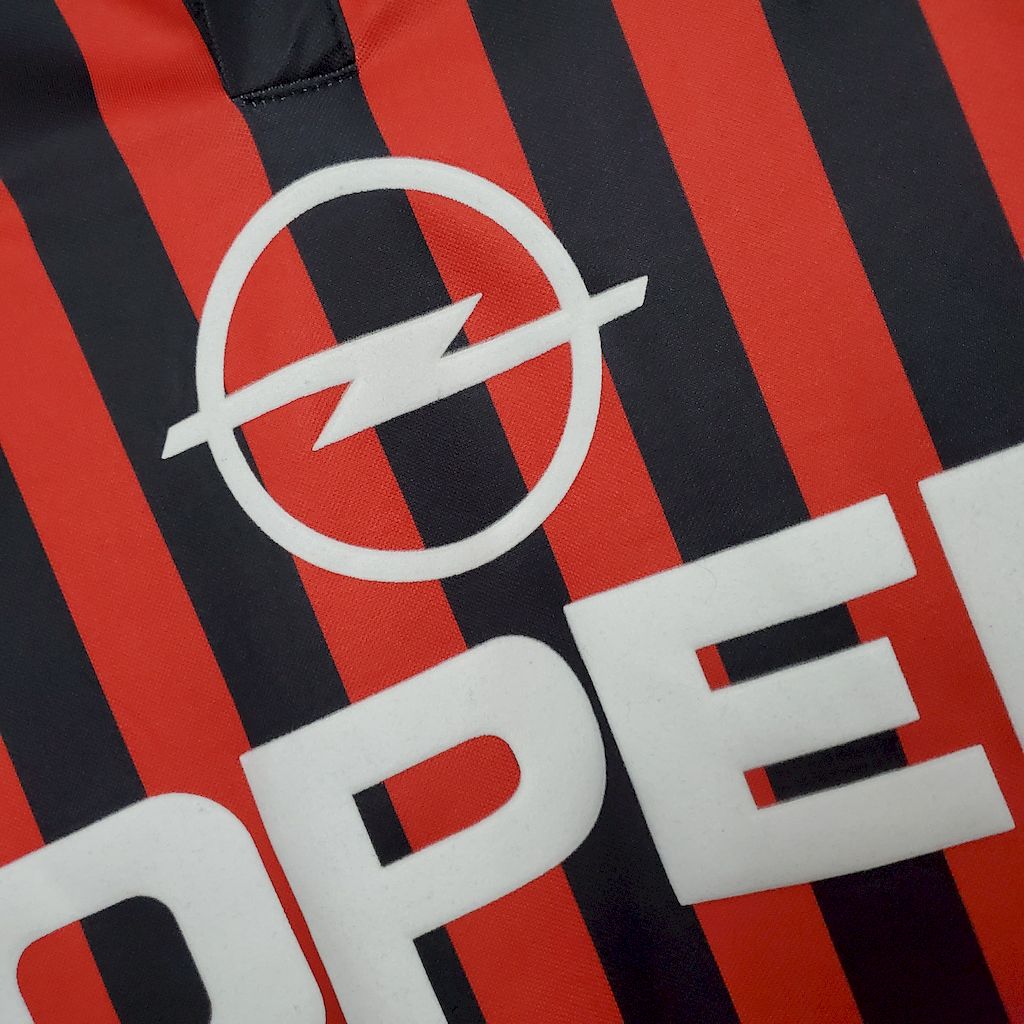 2024101709052214.jpg Retro AC Milan 1999/00 Home Jersey - Image 9